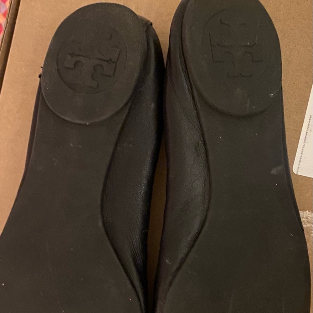 Tory Burch Black Patent Leather Flats, Size 7 - Picture 9 of 9